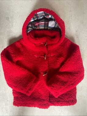 •  Red Sherpa Coat with Plaid Lining Cyrillus (8T)